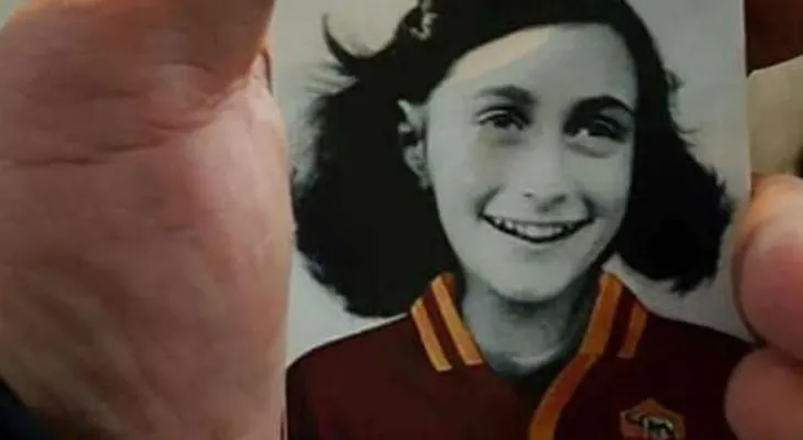 Indignación en Italia: ultras de la Lazio vistieron un retrato de Ana Frank con la camiseta de la Roma