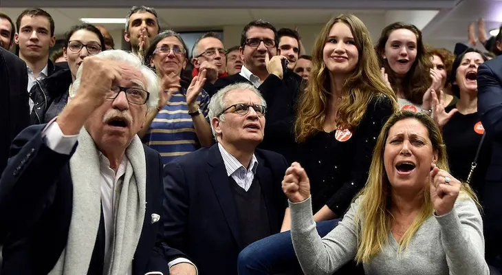 Balojate en Francia: el bipartidismo le cierra la puerta al ultraderechista Frente Nacional de Marine Le Pen