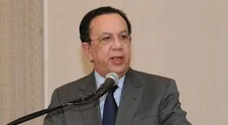 Valdez Albizu apela sensatez del sector financiero para reducir tasa de interés de préstamos