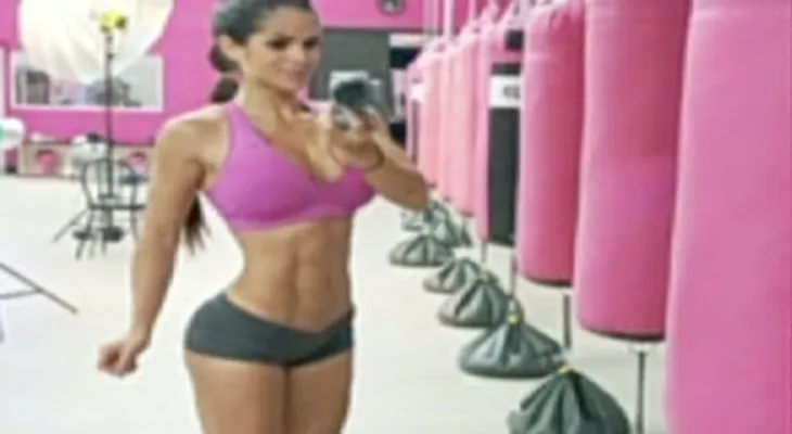 Esta físicoculturista causa furor en las redes sociales (VIDEO)