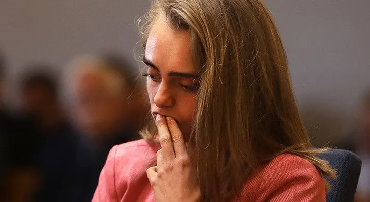Juzgan a una joven estadounidense por incitar a su novio a suicidarse