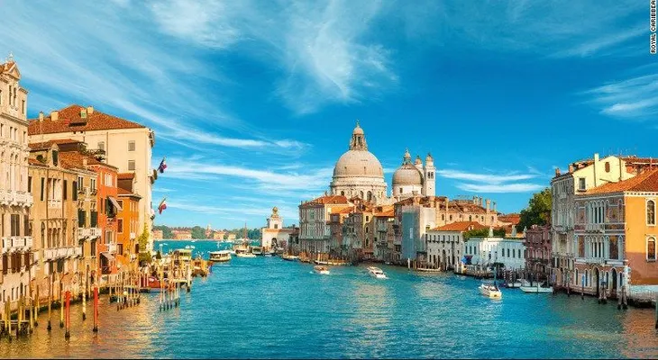 Las impresionantes vistas de los más bellos puertos del mundo, cortesía de capitanes de cruceros