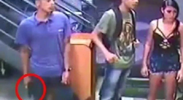 La increíble y cómica reacción de un joven durante un robo a mano armada