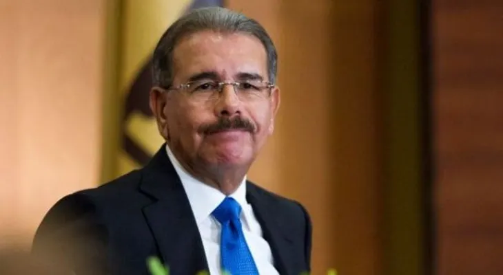 Danilo Medina ofrece condolencias a familiares de Marco de la Rosa y Olivero Féliz