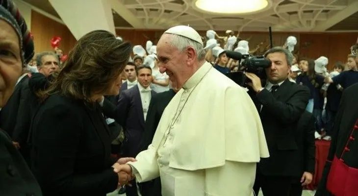 Margarita se reúne con el Papa en el Vaticano