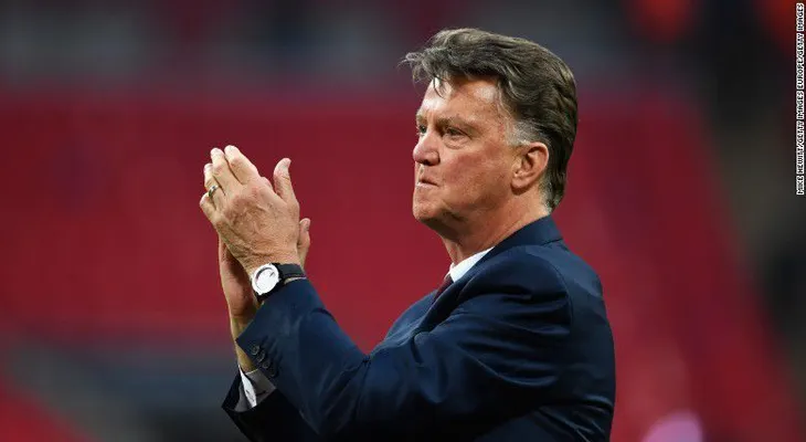 Van Gaal, despedido del Manchester United