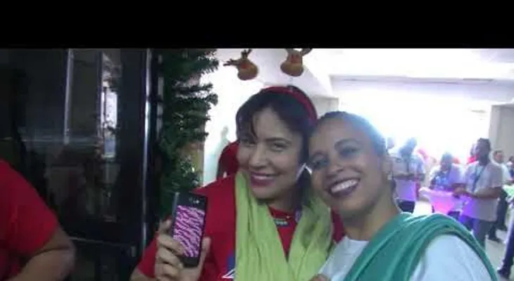  MICM enciende arbolito de Navidad