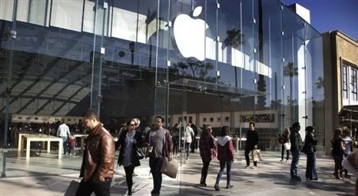 Tras récord de iPhone, ¿qué hará Apple? 