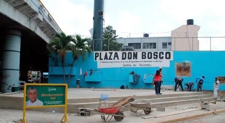 La Alcaldía del DN inició la rehabilitación de Plaza Don Bosco 
