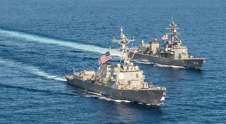 Pekín advierte al "intruso" Japón del peligro de "jugar con fuego" en el mar China Meridional