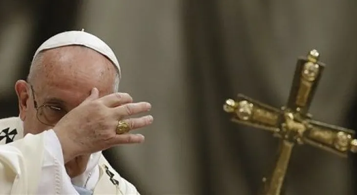 El Papa dice que es momento de acabar con la "arrogancia de los poderosos"