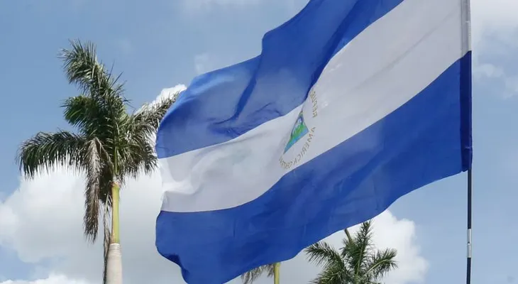Exiliado nicaragüense deportado por EE.UU. es encarcelado de nuevo al llegar a su país