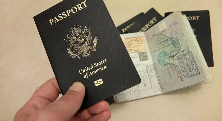 El Departamento de Estado cambia la política de pasaportes