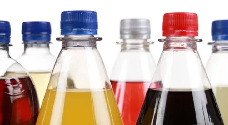 Un estudio vincula las bebidas azucaradas con el riesgo de sufrir cáncer