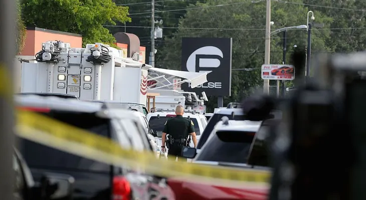 Según un testigo, el atacante de Orlando reía mientras les disparaba a las víctimas