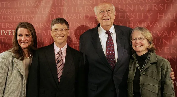 ¿Quiere tener un hijo millonario? El padre de Bill Gates revela cómo crio al más rico del mundo