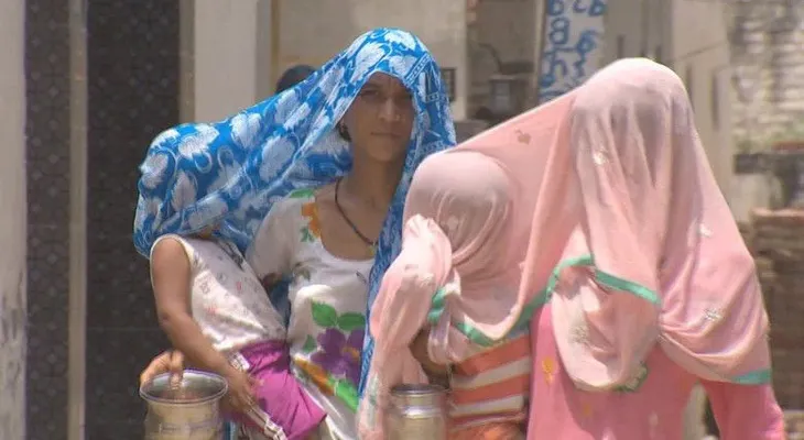 Muere en la India una niña de 14 años víctima de una doble violación