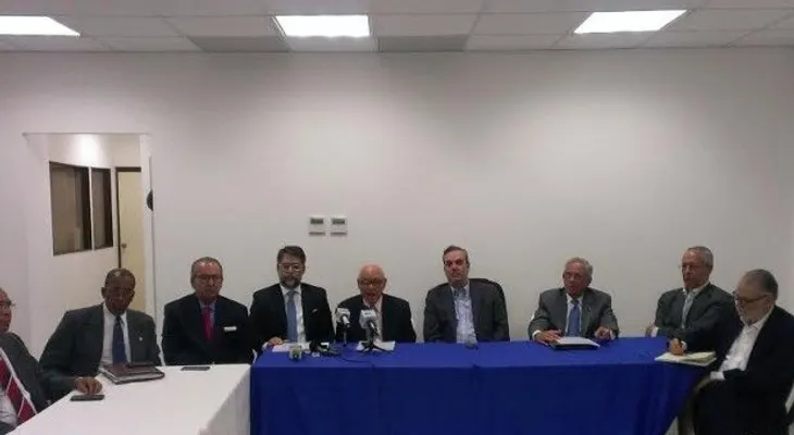 Abinader: 80% de instituciones estatales son como la OISOE