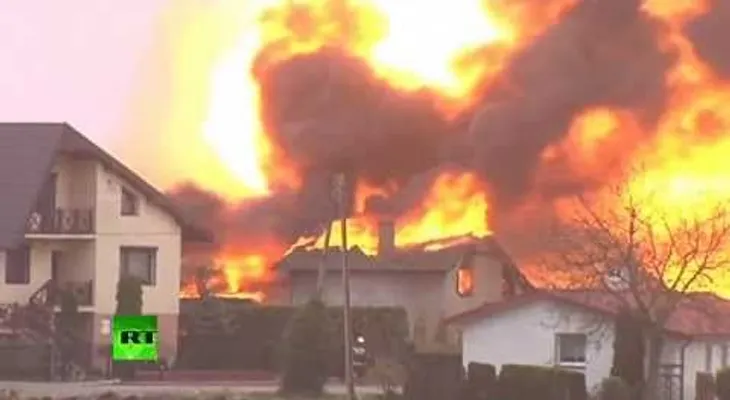 Video:  Explosión de un gasoducto deja 3 muertos y 10 heridos en Polonia