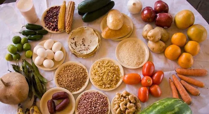 Las mujeres universitarias pueden usar estrategias alimentarias.