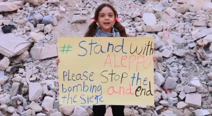 Reaparece la niña tuitera de Aleppo : "Hola amigos. Estoy bien"