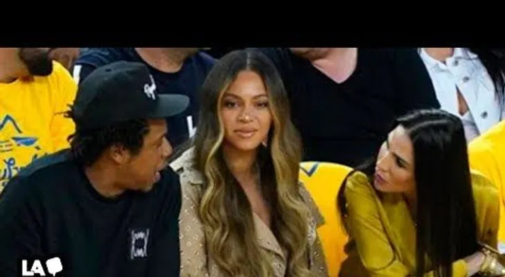 Beyoncé empujó a una mujer porque hablaba con su esposo Jay Z, en un partido de la NBA