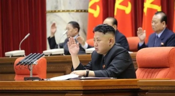Líder de Norcorea ordena preparar armamento nuclear