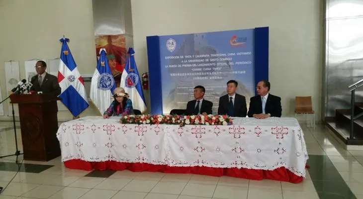 China y UASD lanzan periódico Caribe China Times