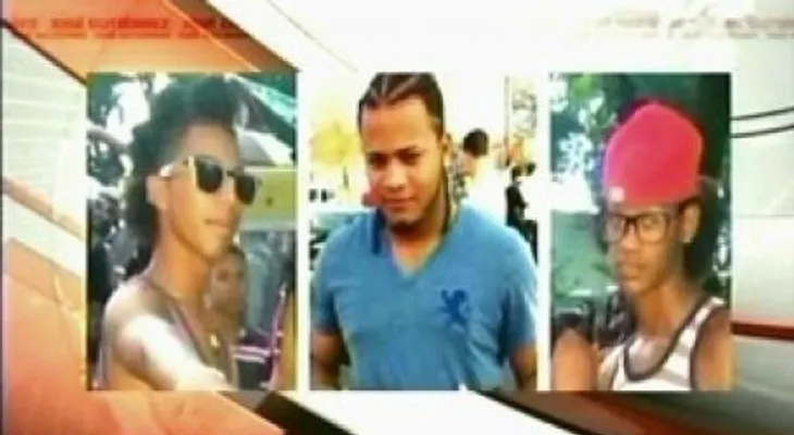 Mueren tres jóvenes al chocar de frente sus motores en Santiago 