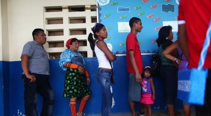 Cierran los centros electorales de Panamá tras tranquila jornada de votación