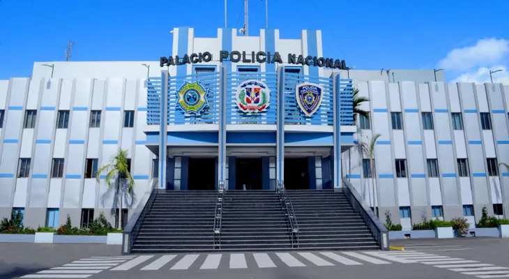 Policía rescata sana y salva, recién nacida raptada de maternidad de Los Mina, el 16 de septiembre