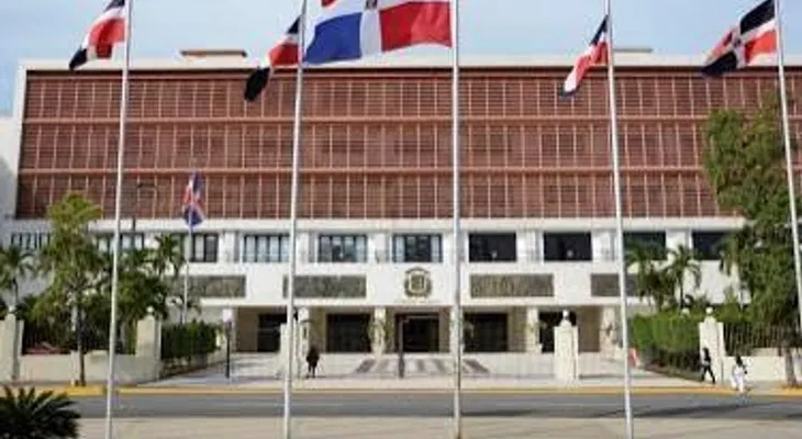 Legisladores de diversos partidos rechazan arresto de la diputada Millys Martínez en Elías Piña