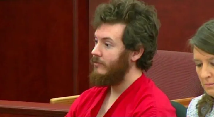 Condenan a 12 cadenas perpetuas a James Holmes
