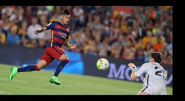 FIFA evalúa transferencia de Neymar a Barcelona