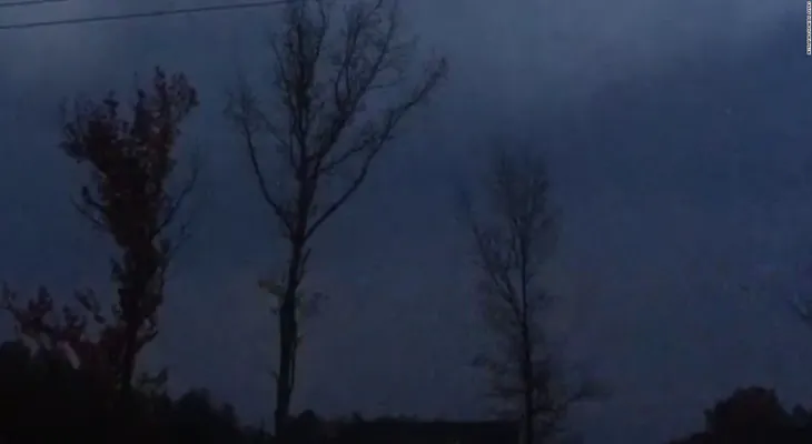Un tornado deja 4 muertos en Alabama