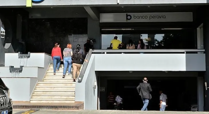 Abogados de personas afectadas por Banco Peravia exigen ser incluidos en juicio disciplinario contra acusados