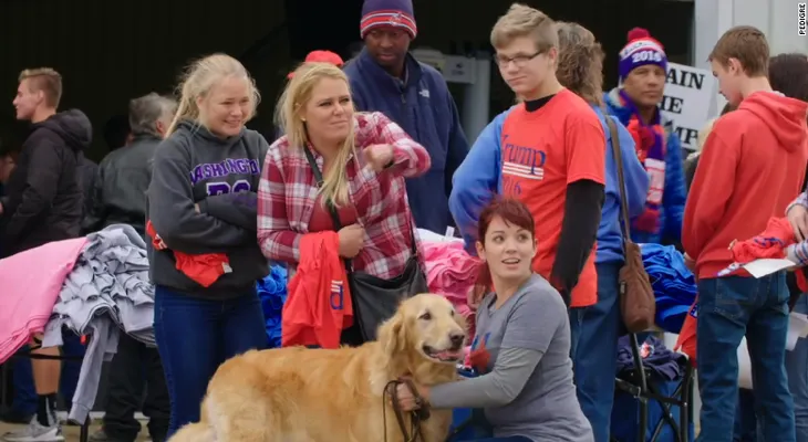 ¿Quién puede unir a los seguidores de Clinton y Trump? Un perro extraviado
