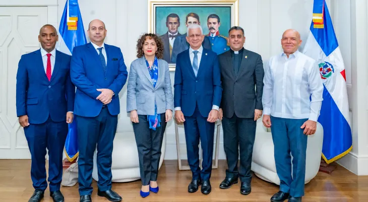 Presidente Senado recibe a embajadora de España y abordan cooperación en ciberseguridad