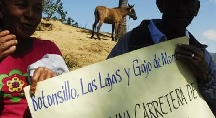 Habitantes de Cordillera Central realizan Cadena Humana