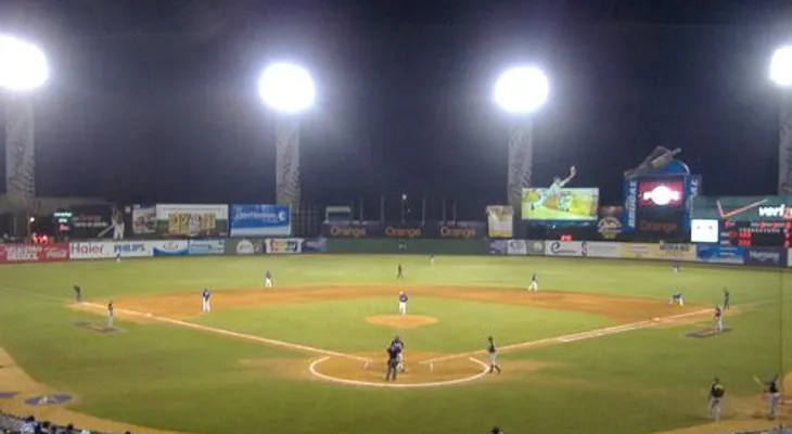 Sigue Todos contra Todos: Escogido-Aguilas en el Cibao; Gigantes-Licey en el Quisqueya
