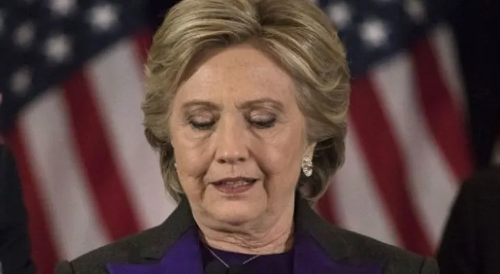 Científicos informáticos urgen a Clinton a que pida recuento de los votos