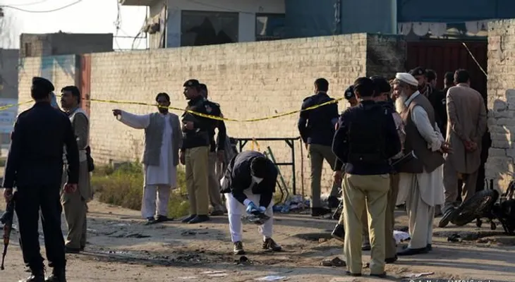 Al menos 20 muertos en ataque suicida en una mezquita de Kabul