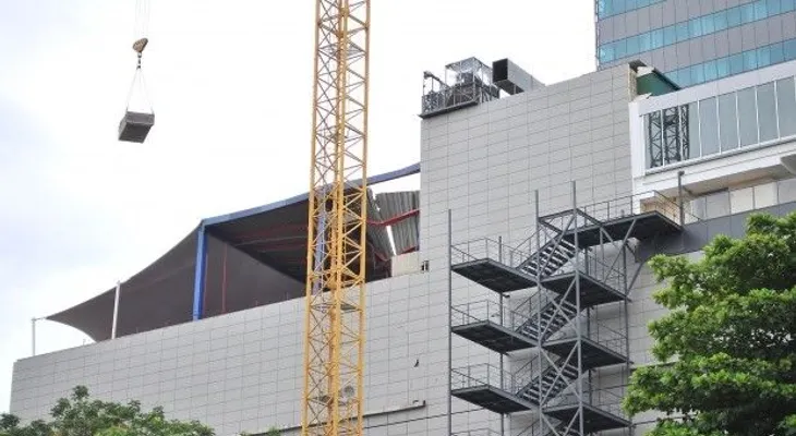 Blue Mall aclara techo no se desplomó; dice es parte de remodelación