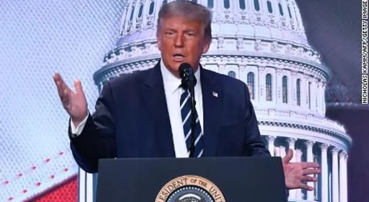 "El plan de Biden no es una solución al virus, sino una rendición", dice Donald Trump