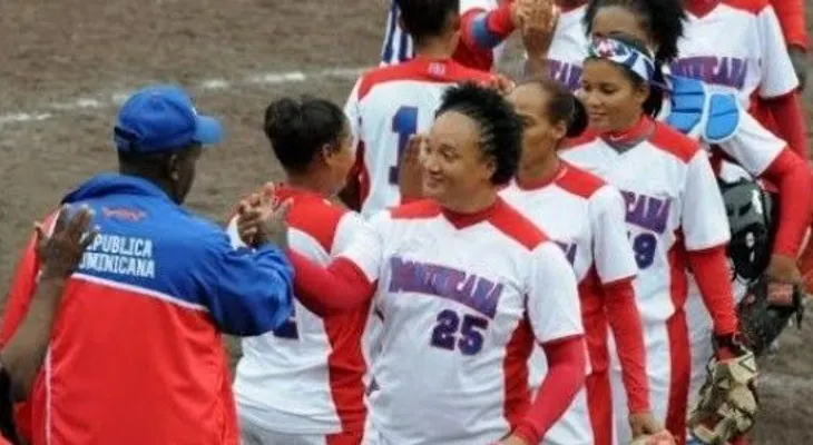 Equipo dominicano de Softbol femenino gana oro en Centroamericanos