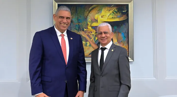 Presidente Senado respaldará proyectos en favor de la diáspora