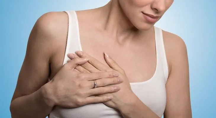 4 cosas que los senos pueden revelar sobre tu salud hormonal