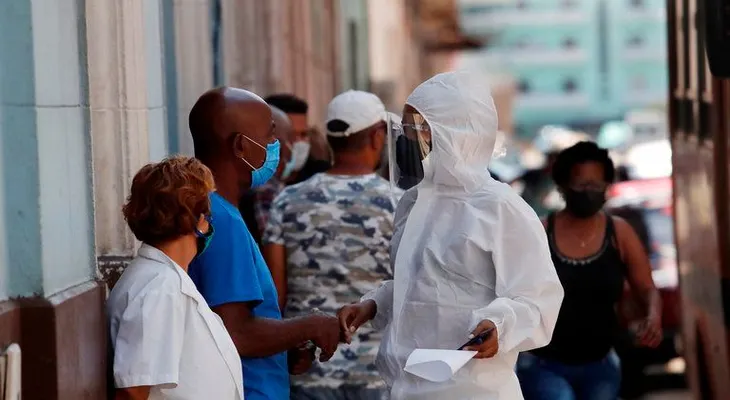 Cuba vive su peor crisis por la pandemia: pico de contagios, colapso hospitalario y una alarmante escasez de medicinas