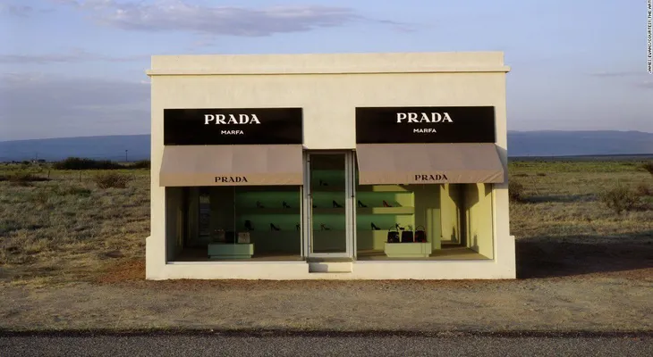 ¿Por qué Elmgreen & Dragset quieren hacernos sentir incómodos?