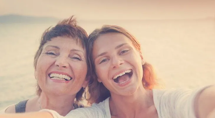 Vínculos que dañan y sanan entre madre e hija
